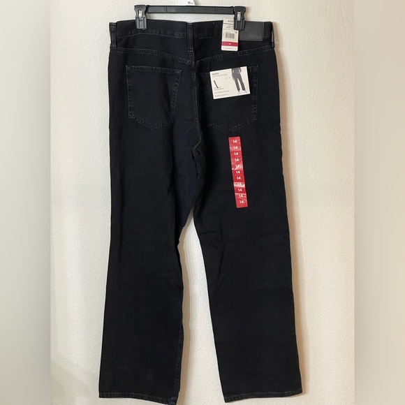 Aeropostale Black Straight Leg Jeans - Picture 5 of 7